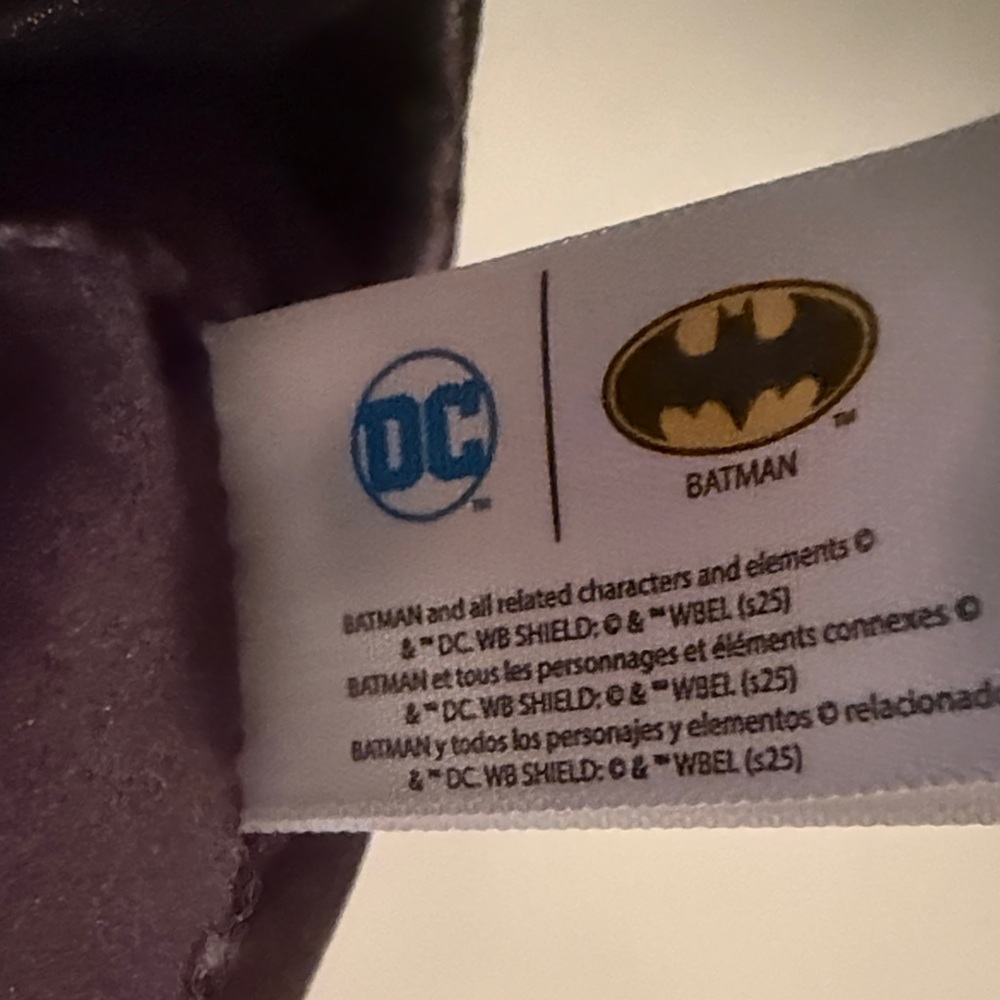 Squishmallows Kelly Toy HugMee Batman DC Comics - Picture 5 of 6
